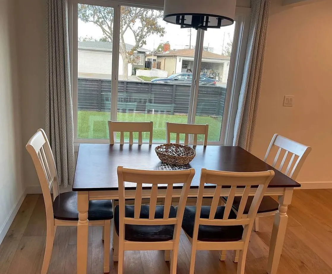 3 bed, 1148 sqft, $6,950 — Photo 4