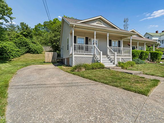 2nd image of 263 Main Street Village Dr