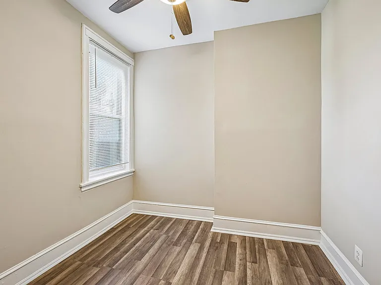 4133 Brown St #1 — Photo 23