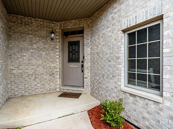 2nd image of 11100 Karen Dr