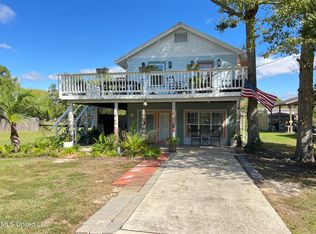 412 Chadwick St, Waveland, MS 39576