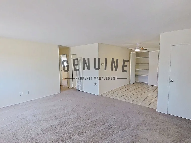 Cameo Ln Four-Plex — Photo 1