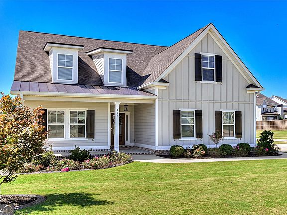 3rd image of 504 Oakley Grove Cir