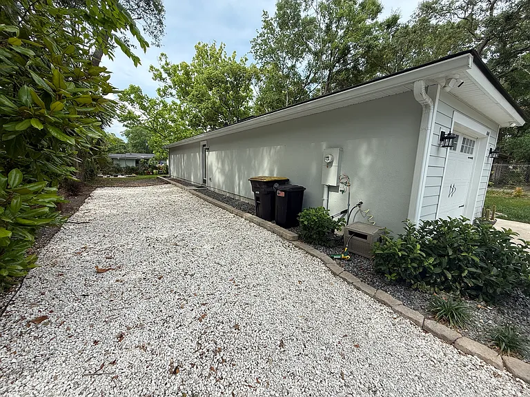 4649 Suray Ave — Photo 5