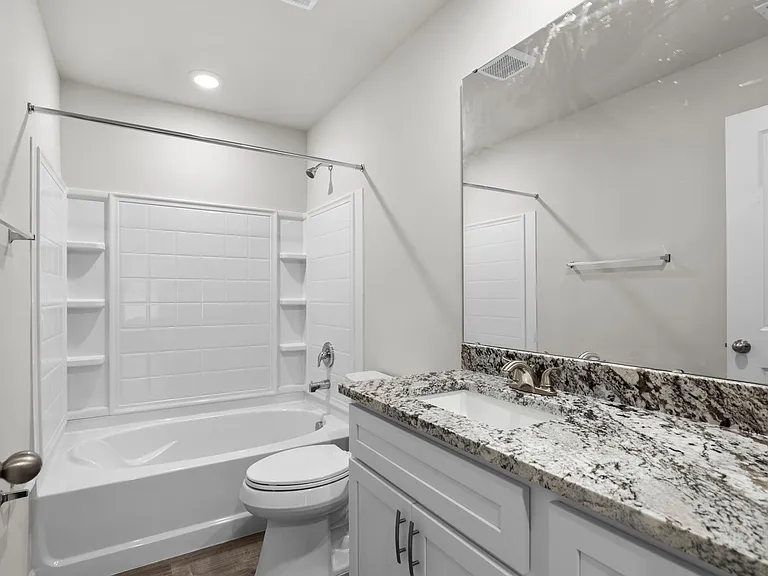 Sherman Square Apartments — Photo 17