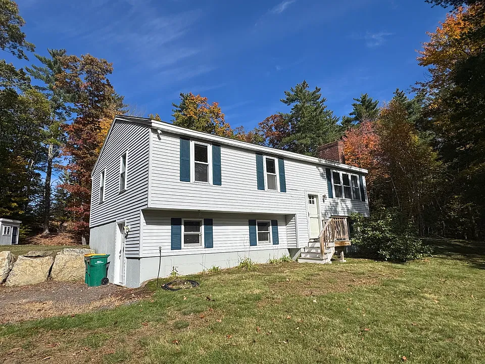 105 Whittier Dr