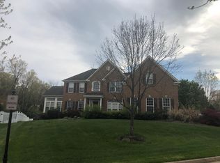 220 Preston Dr, Warrenton, VA 20186