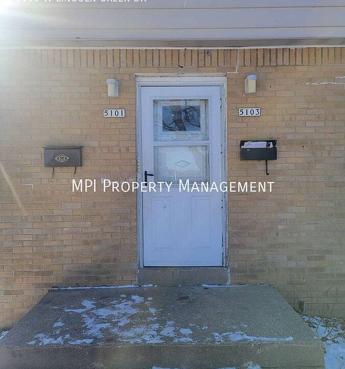1st image of 5103 W Lincoln Creek Dr