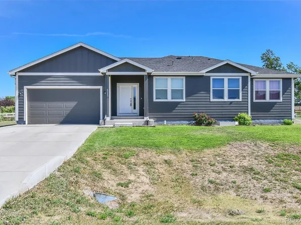 525 Foxtail Drive, Hudson, CO 80642