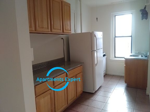 4th image of 3804 Bailey Ave APT D1