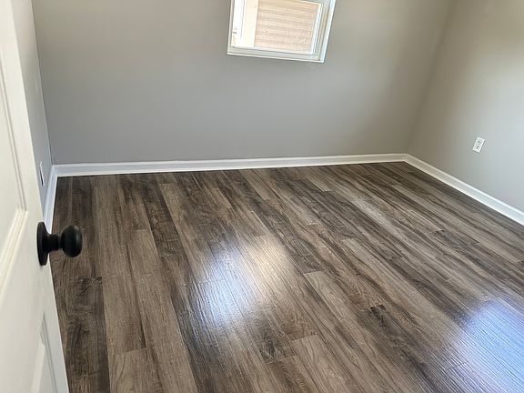 5th image of 309 Chelsea Rd