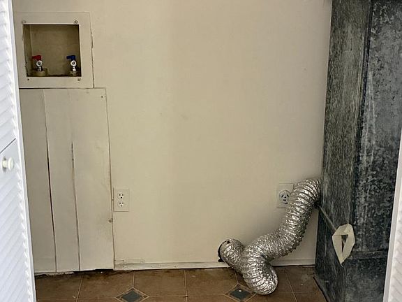 Unit Photo