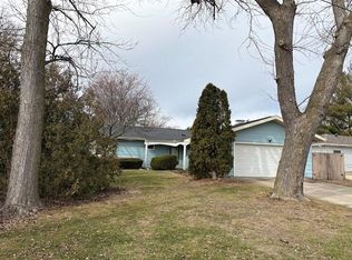 713 N 23rd St, Mattoon, IL 61938