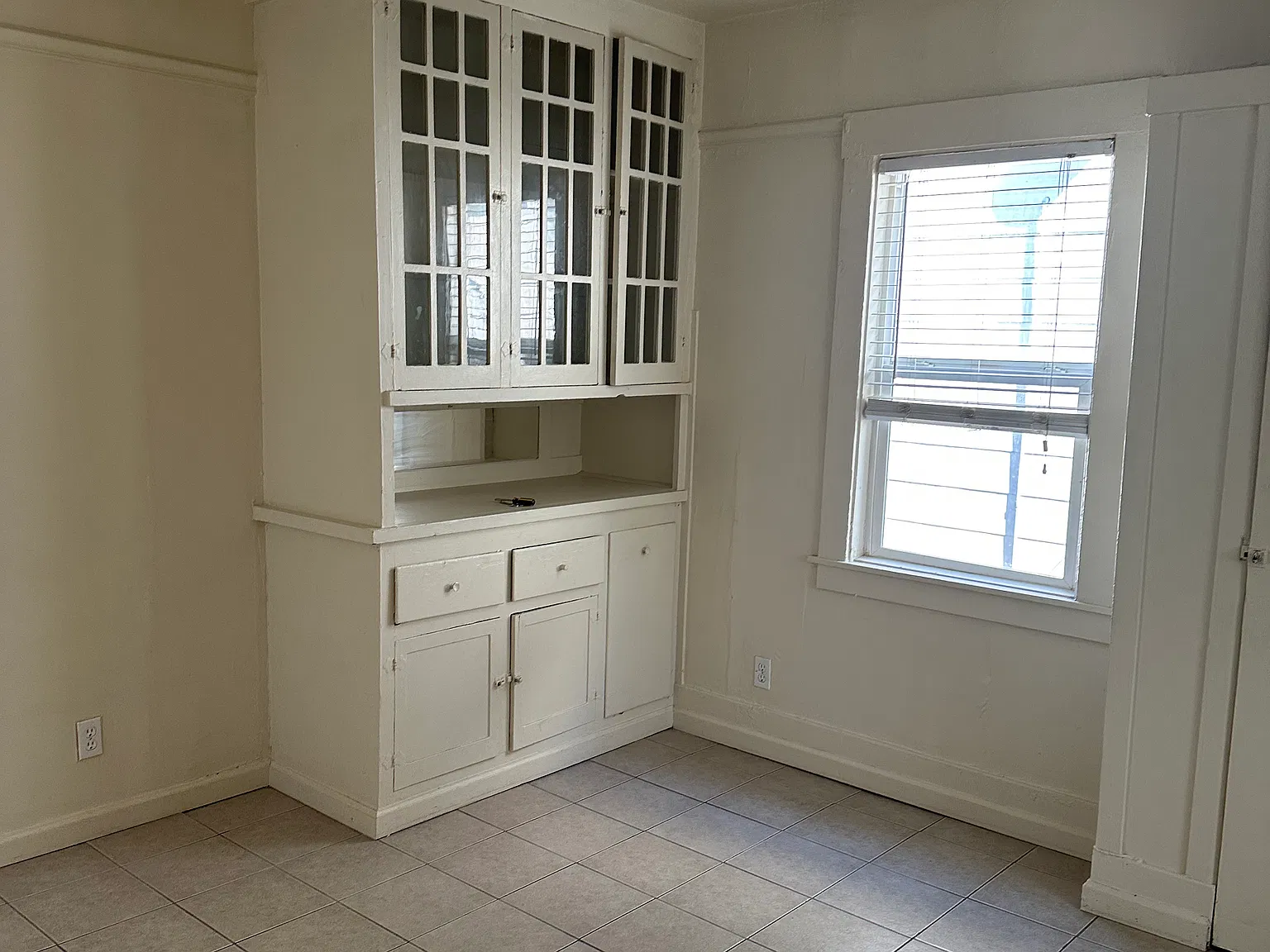 2 bed, 800 sqft, $2,850 — Photo 4