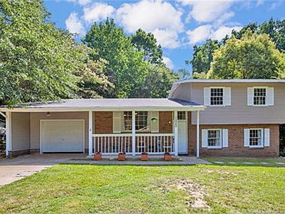1020 Riverside Cir, Spring Lake, NC, 28390