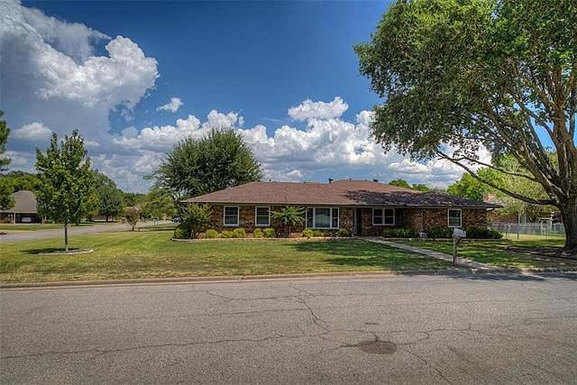 1st image of 10503 Shauna Dr