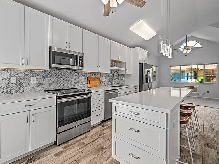 55 Halili Ln #11G — Photo 5
