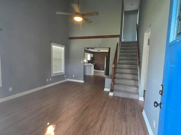 301 Reardon Blvd — Photo 12