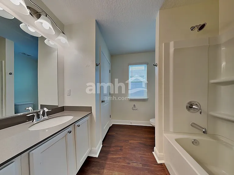 22486 Bellini Cir — Photo 26