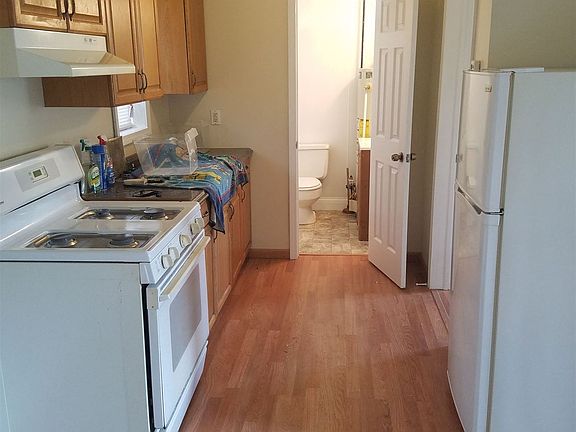 To bathroom and bedroom