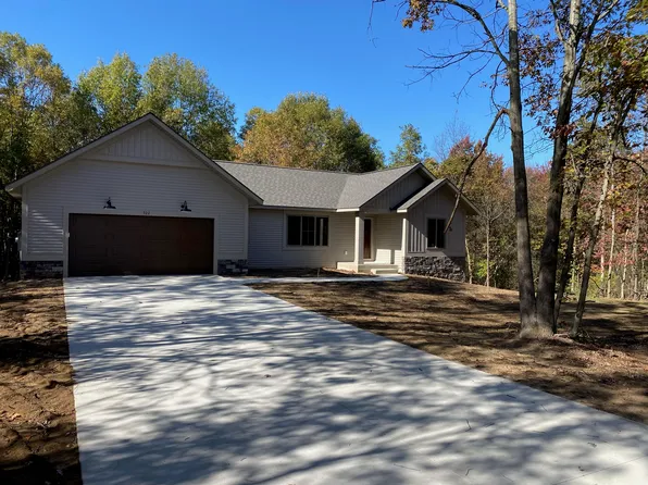 922 Apple Ridge Ct, Allegan, MI 49010