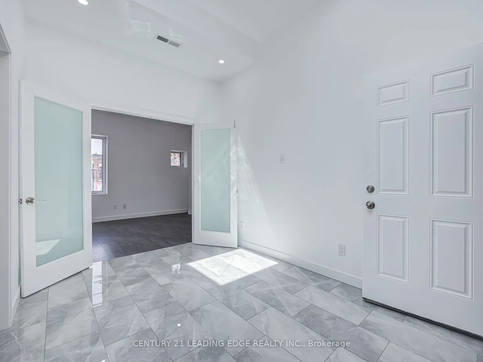 1 bed, $1,900 — Photo 3