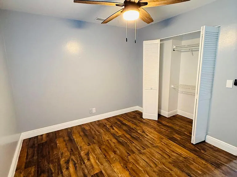 12134 Regal Ct E — Photo 10