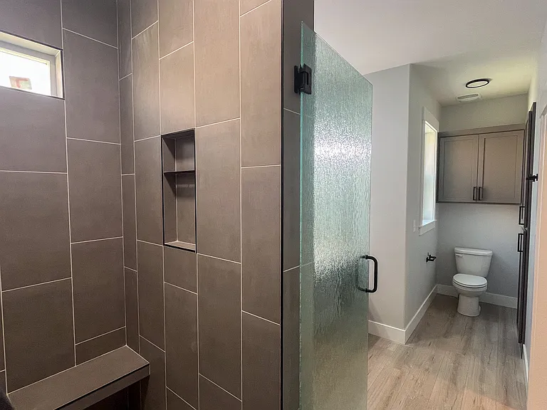 1204 W Dairy Farm Ln — Photo 15