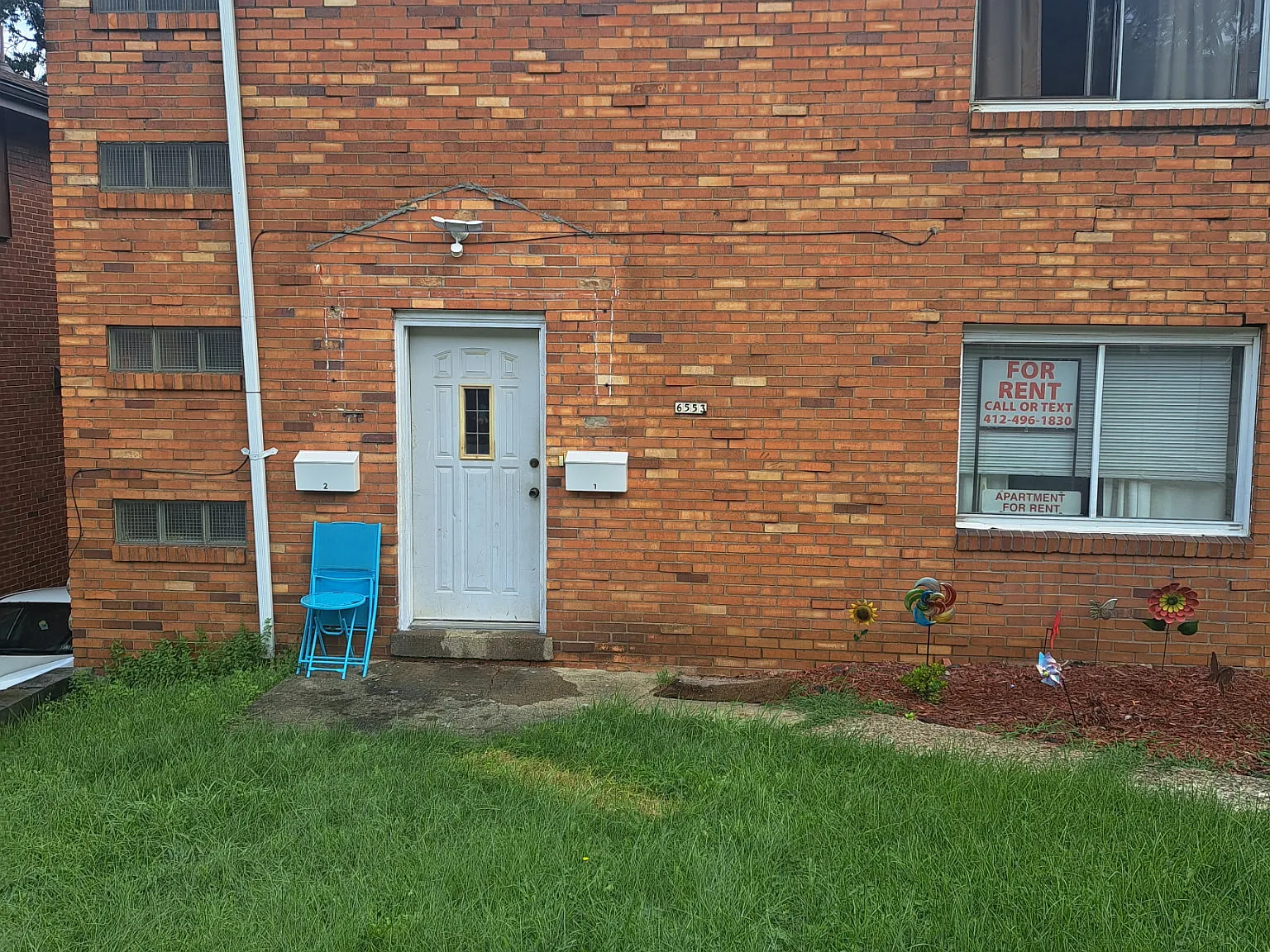 2 bed, 2028 sqft, $1,295 — Photo 1