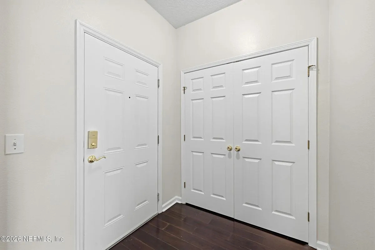 2 bed, 2.0 bath, 1112 sqft, $1,500 — Photo 1