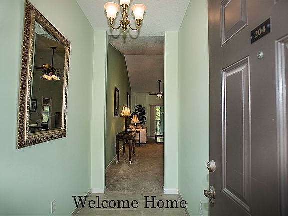 5th image of 113 Laurel Wood Way Unit 204