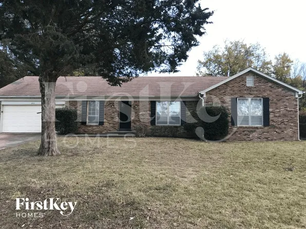 2025 Waskom Dr, Memphis, TN 38116