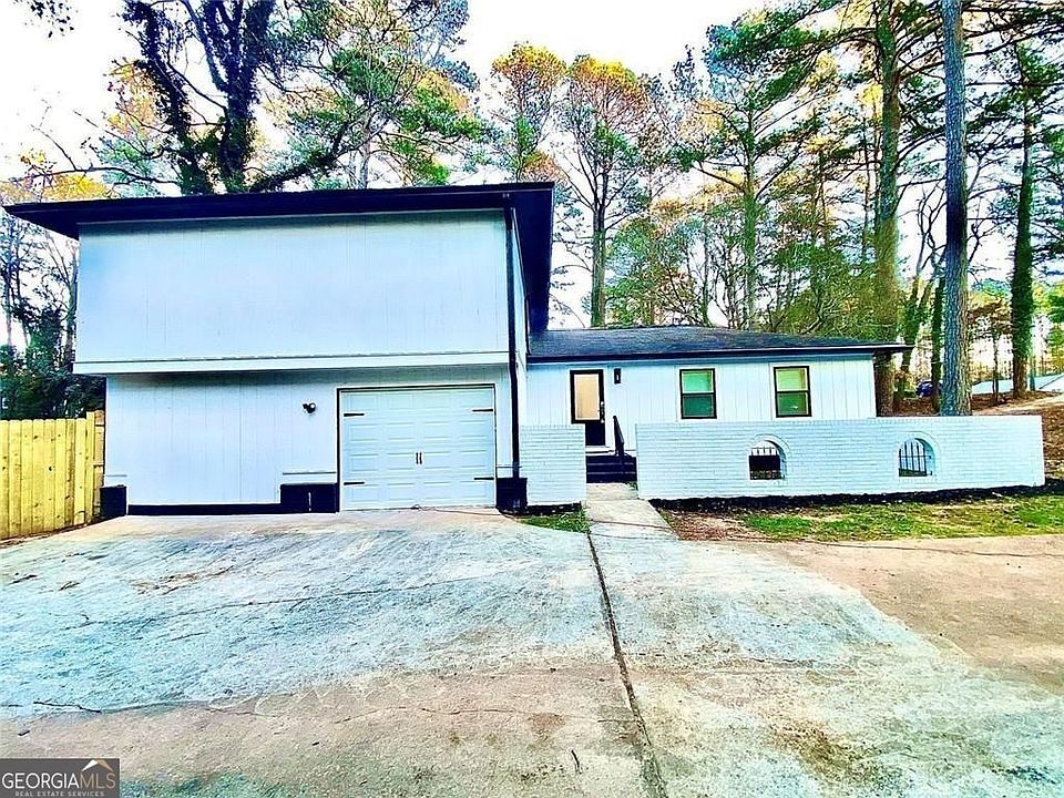 1st image of 5390 Rockbridge Rd