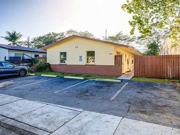 3rd image of 929 NW 3rd Ave