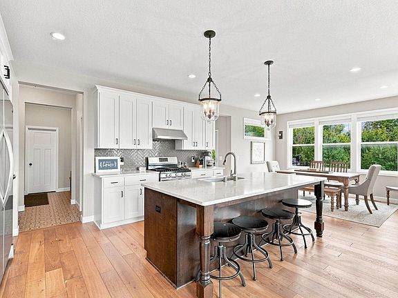 4th image of 15835 Utah Ct