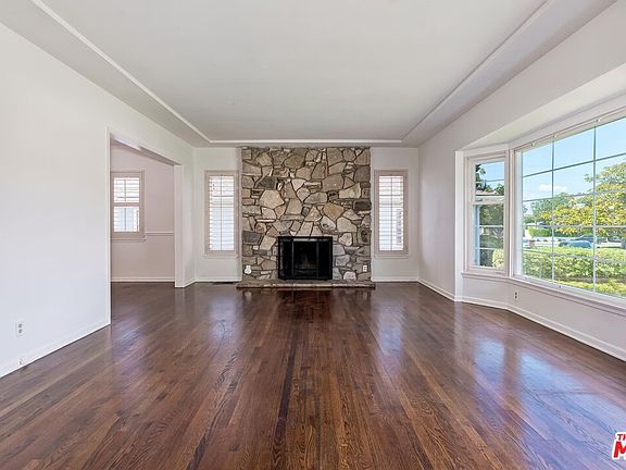 5th image of 7719 Hosford Ave