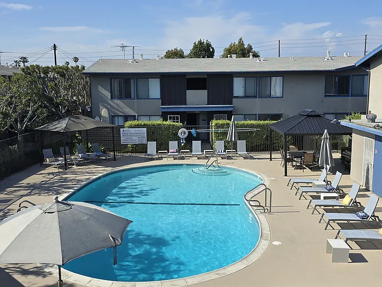 Pacific Villas — Photo 3