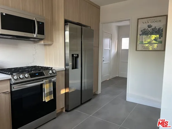 546 Hahn Ave, Glendale, CA 91203