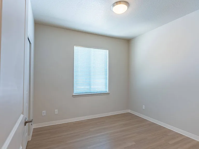 Cascade Place Apartment Homes — Photo 48