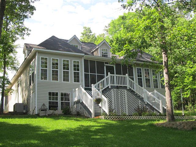 1st image of 115 Little River Ct.