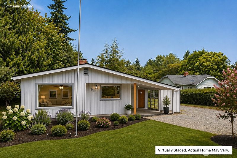 2nd image of 3811 E Sunset Drive