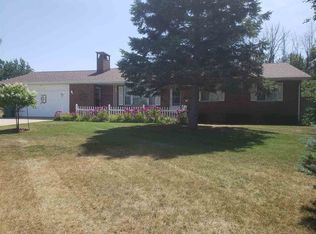 2366 E Chip Rd, Kawkawlin, MI 48631