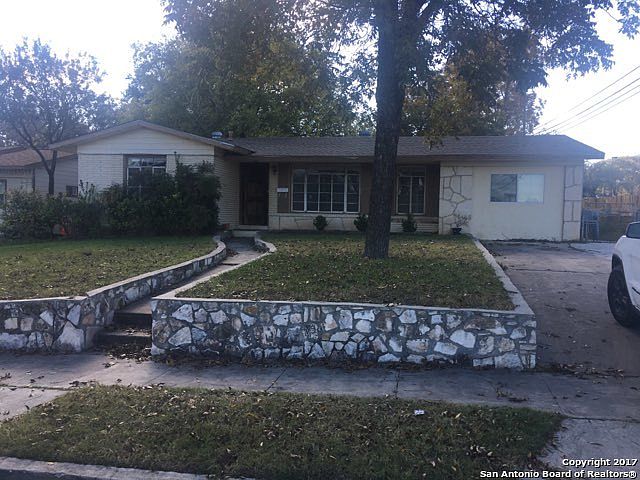 1st image of 530 Saratoga Dr