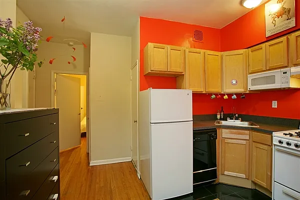 Sold by Citi Habitats | media 16