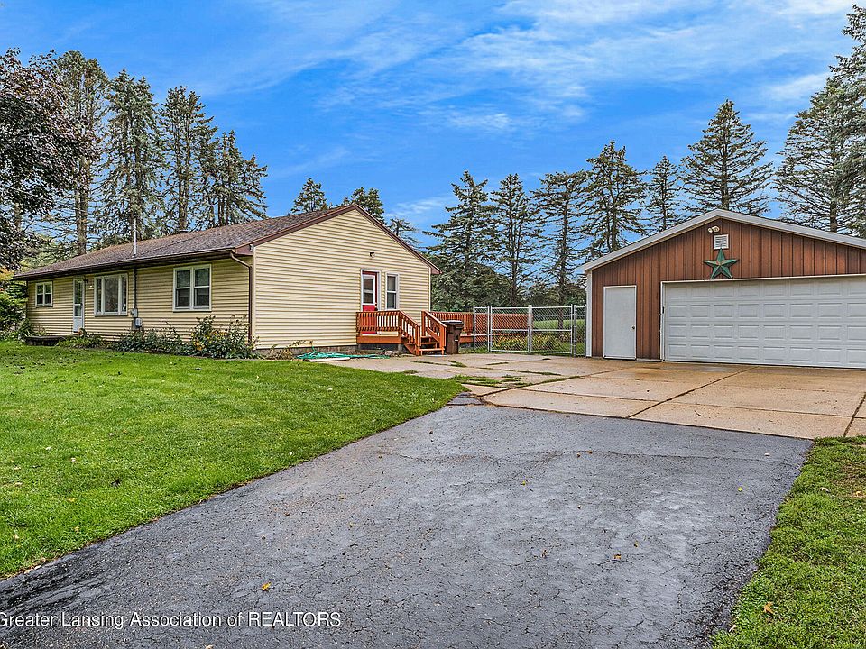 28 S Michigan Rd, Eaton Rapids, MI 48827 Zillow