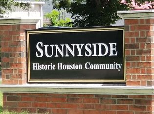4010 Elmwood St, Houston, TX 77051