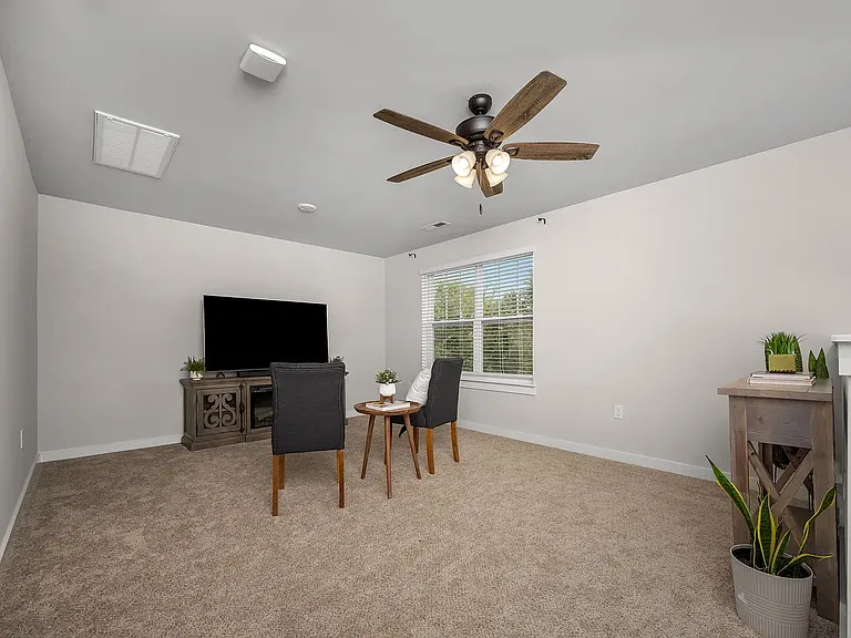 4204 Aragorn Way — Photo 18