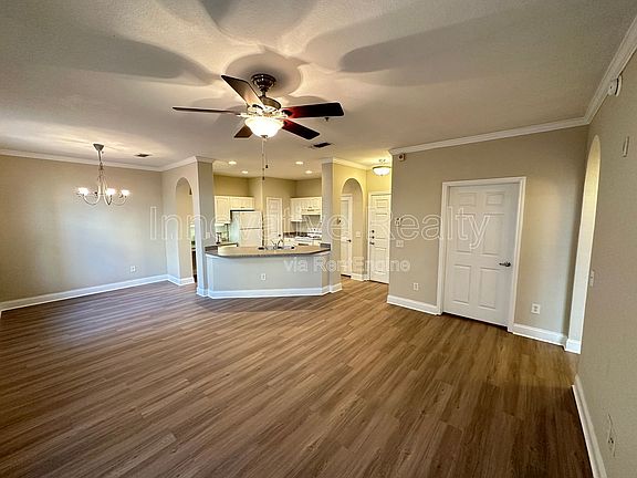 5th image of 860 N Orange Ave APT 212