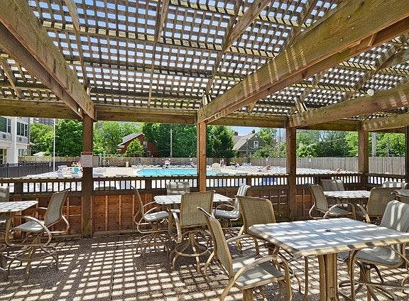 4th image of 4250 N Marine Dr APT 628