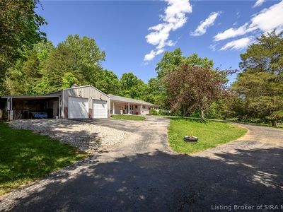 6760 Pioneer Trail NE, Georgetown, IN, 47122